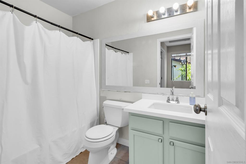 3566 Sunset Ln 71 Property Photo 16