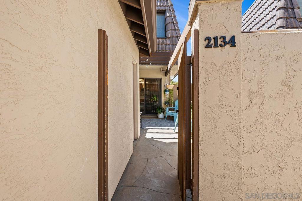 2134 Alpine Glen Pl Property Photo 36