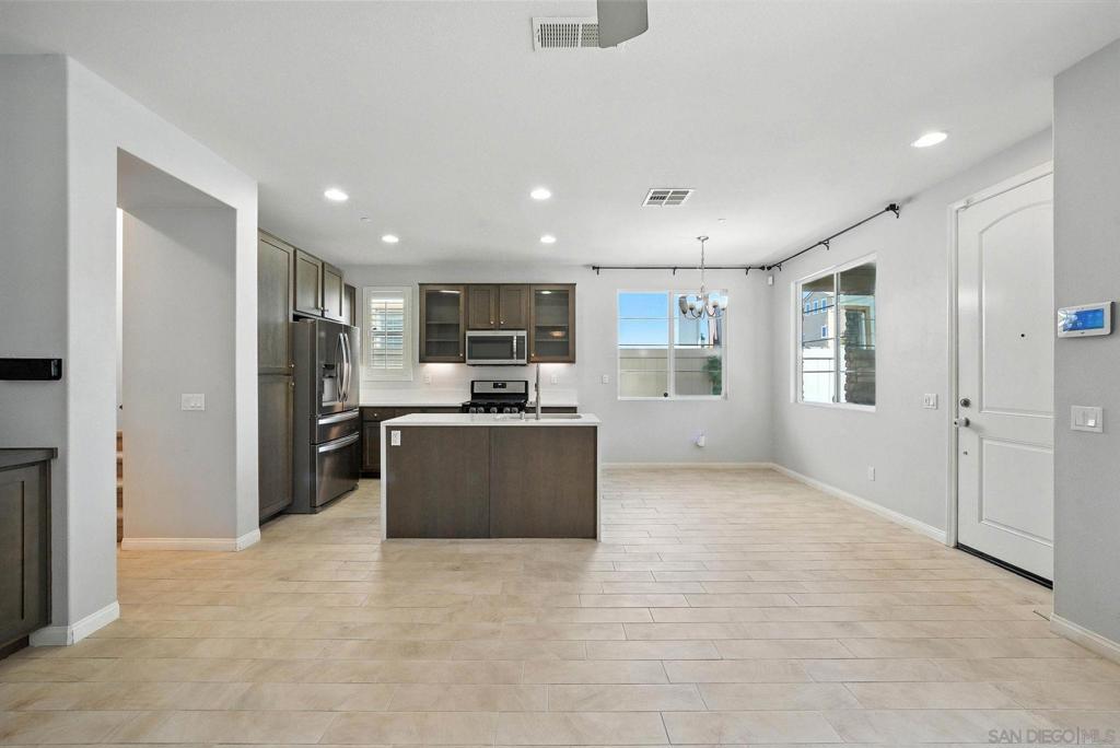 1319 Keck Road Property Photo 6