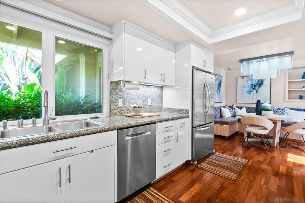 5979 Via Zurita Property Photo 12