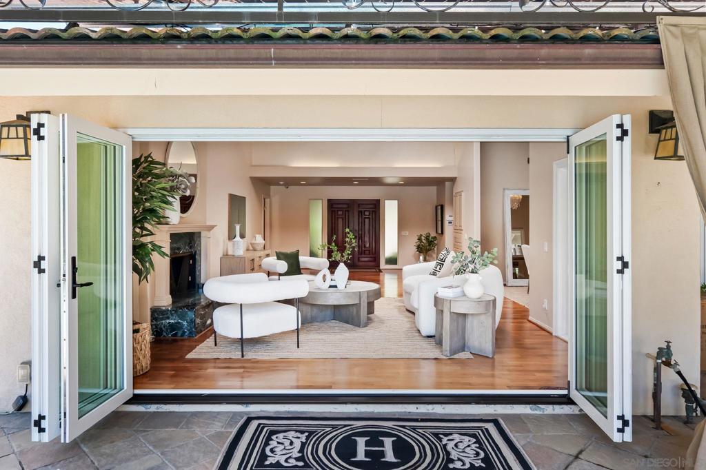 5979 Via Zurita Property Photo 19