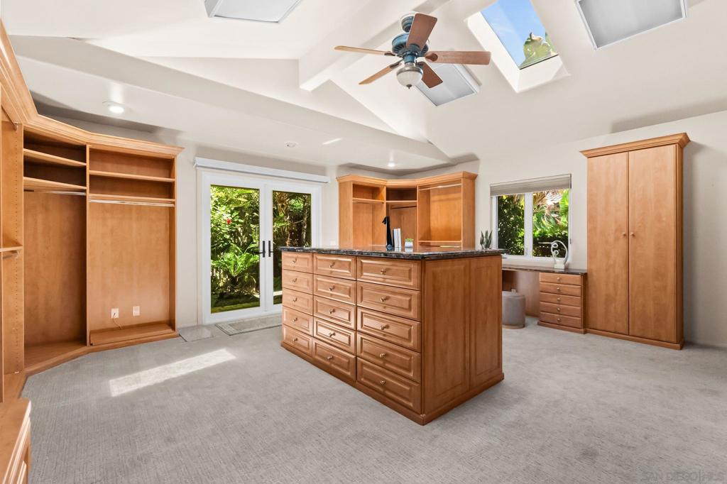 5979 Via Zurita Property Photo 24