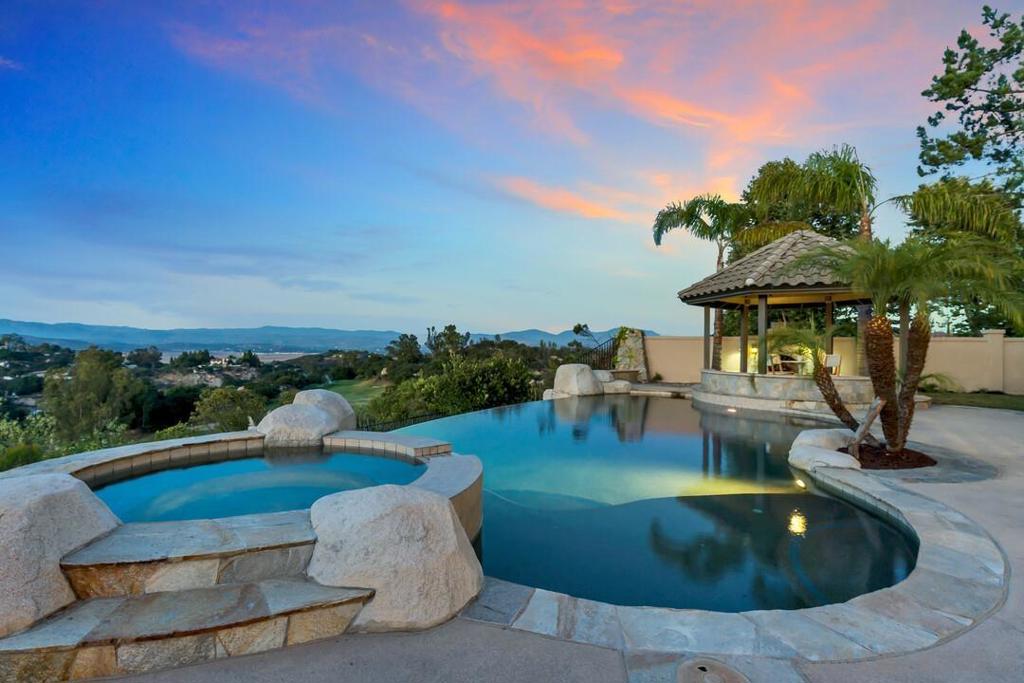 17002 Obsidian Dr Property Photo 1