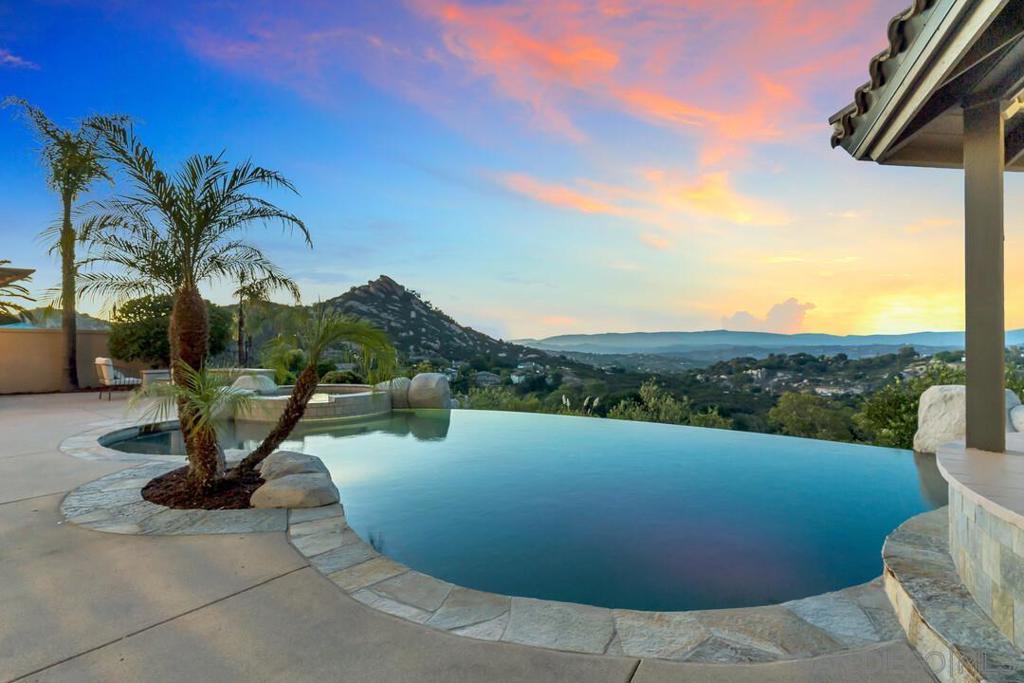 17002 Obsidian Dr Property Photo 2