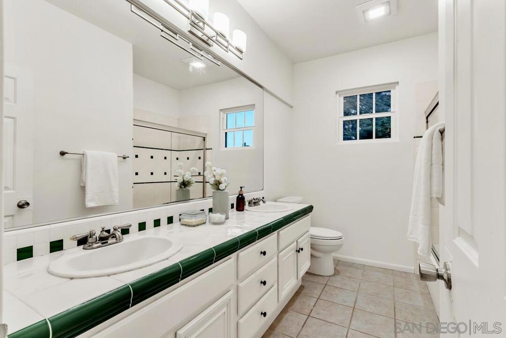 17002 Obsidian Dr Property Photo 34