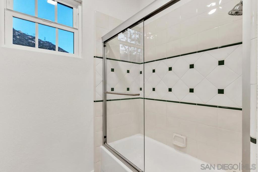 17002 Obsidian Dr Property Photo 35