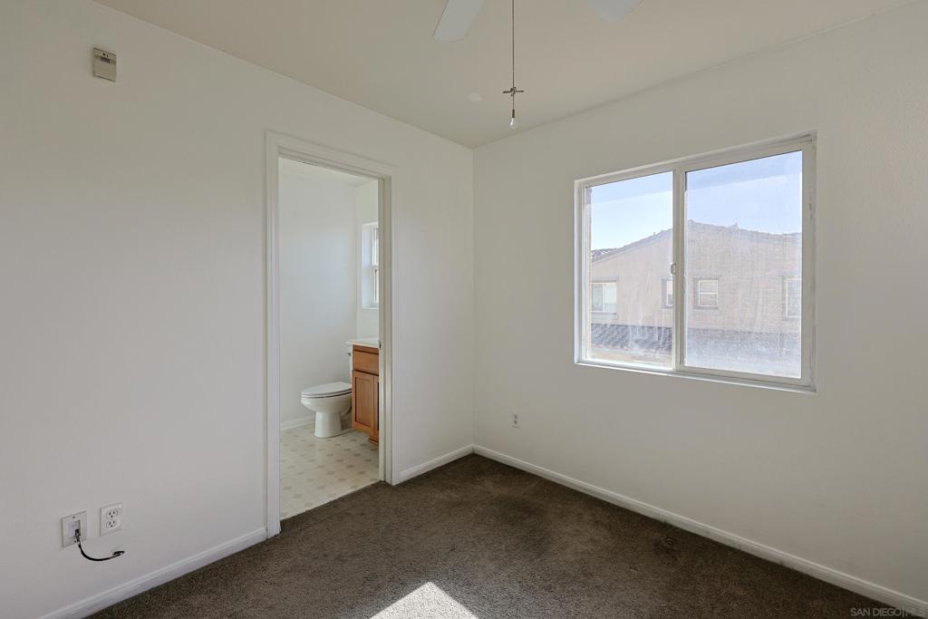 4300 Newton Ave 29 Property Photo 15