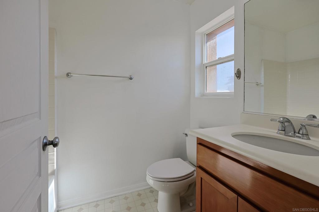 4300 Newton Ave 29 Property Photo 16