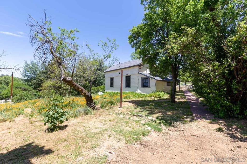 2605 Washington Street Property Photo 5