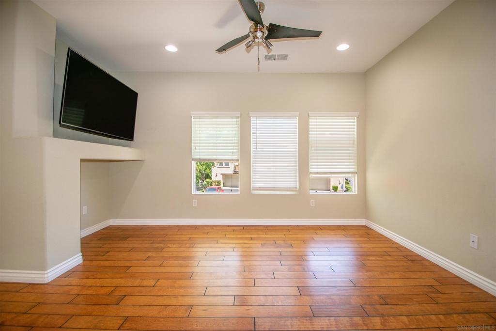 36295 Grazia Way Property Photo 10