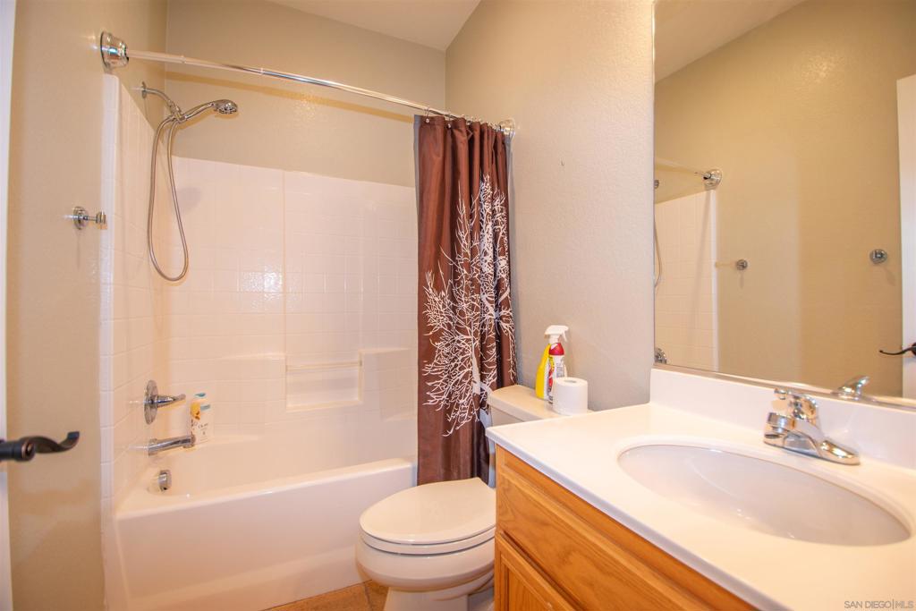 36295 Grazia Way Property Photo 20