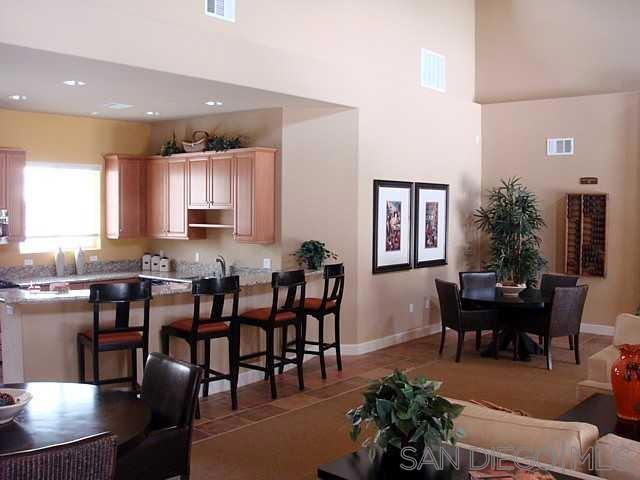 10637 Golden Willow Tr Property Photo 9