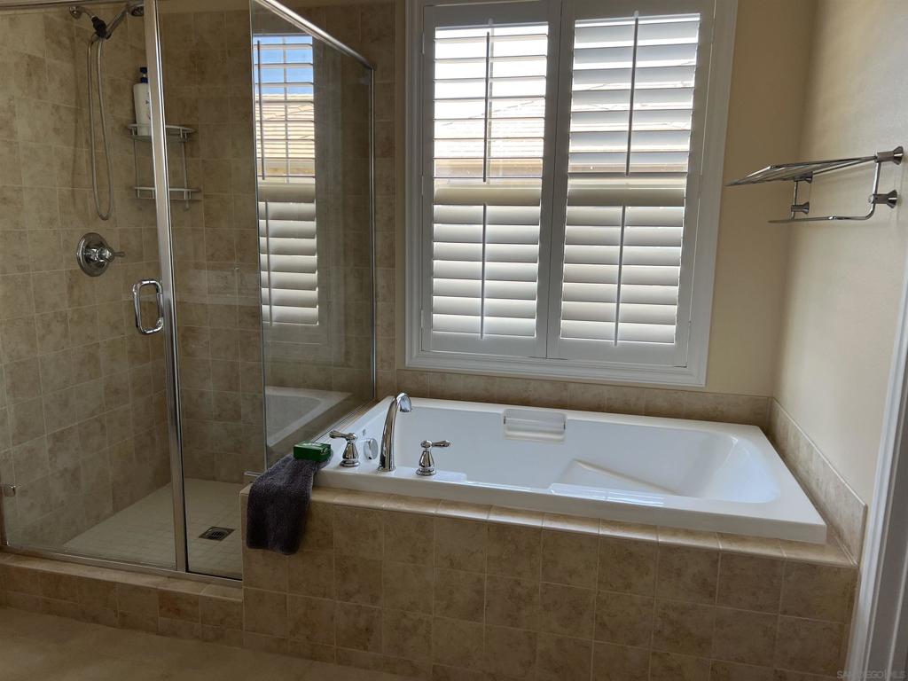 10637 Golden Willow Tr Property Photo 23