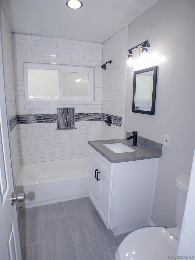 328 Milbrae Street Property Photo 9