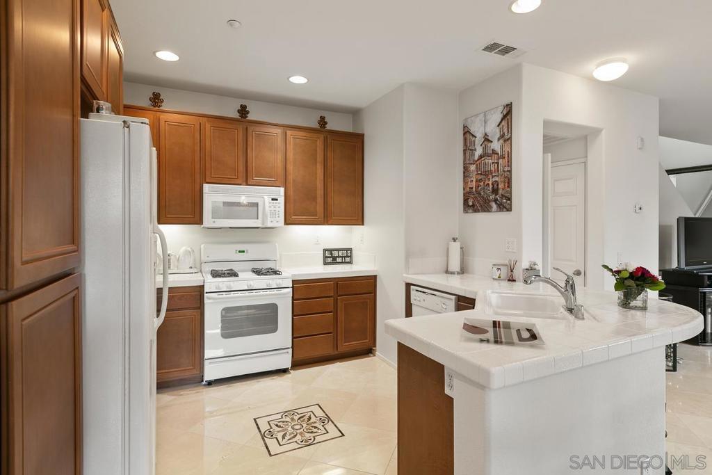 16915 Hutchins Lndg 45 Property Photo 12