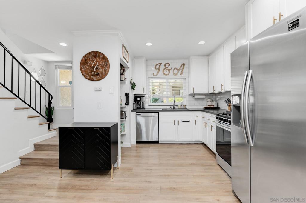 10791 Jeanne Terrace A Property Photo 4