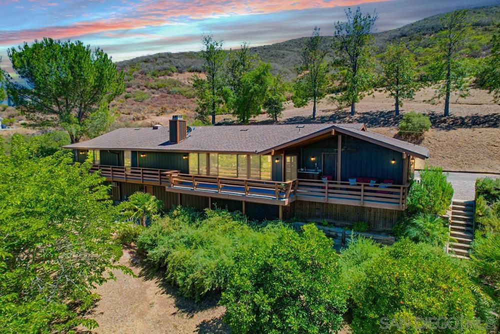 22327 Jans Oak Vw Property Photo 2