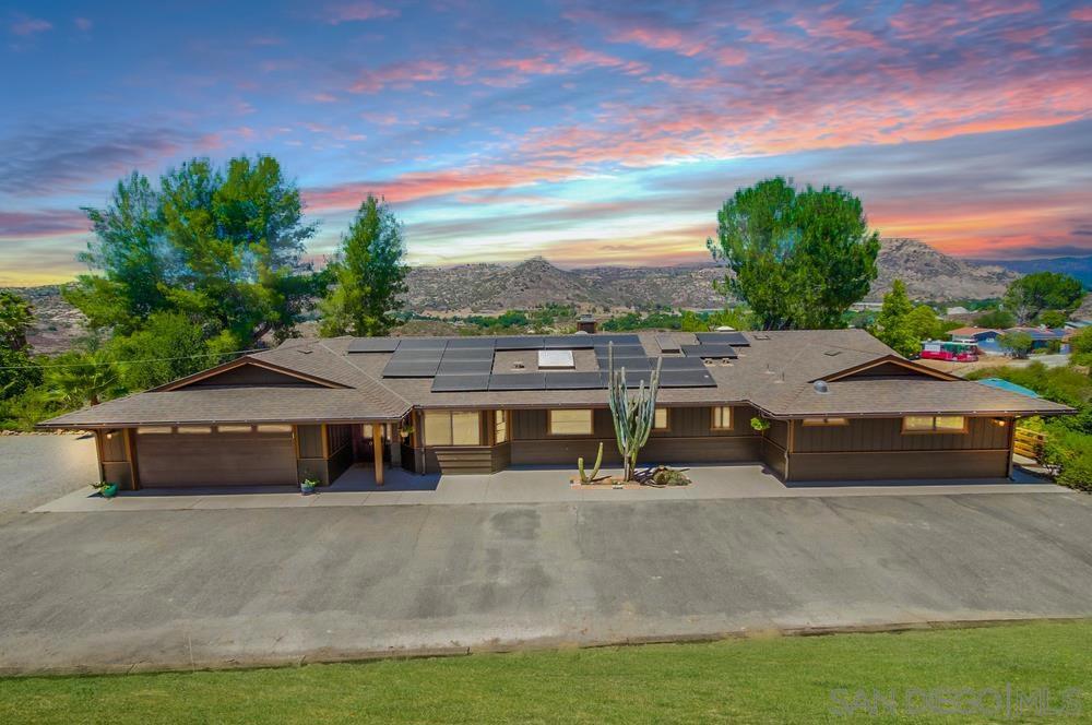 22327 Jans Oak Vw Property Photo 3