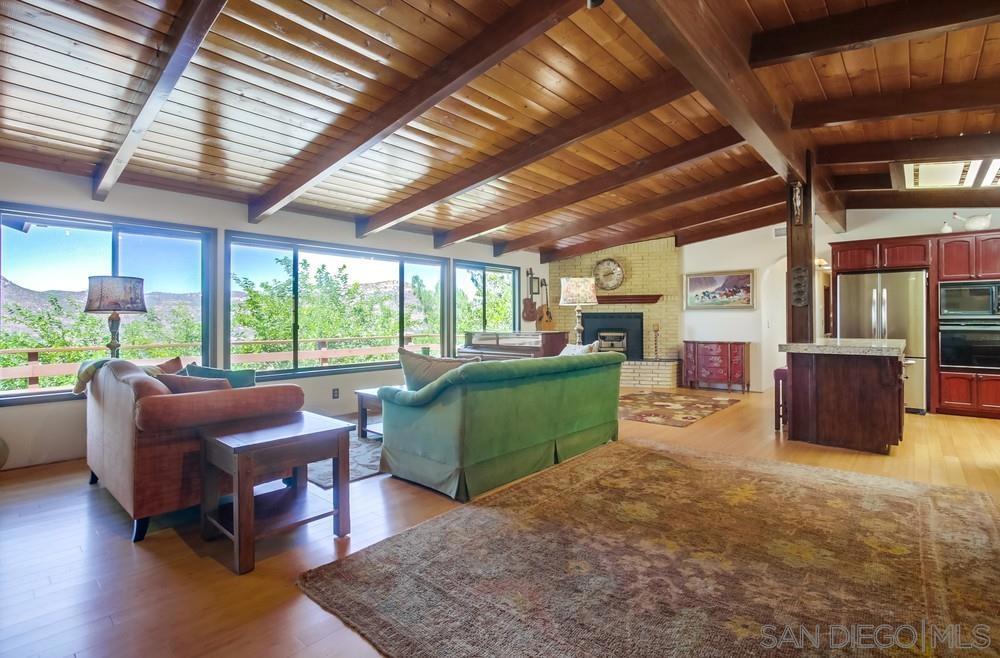 22327 Jans Oak Vw Property Photo 4