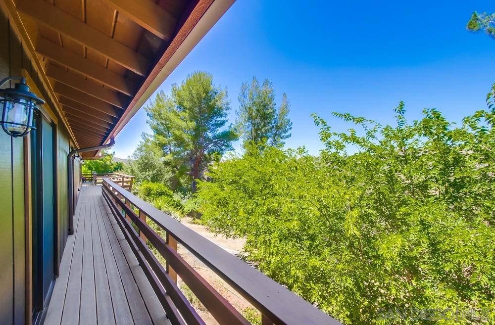 22327 Jans Oak Vw Property Photo 40