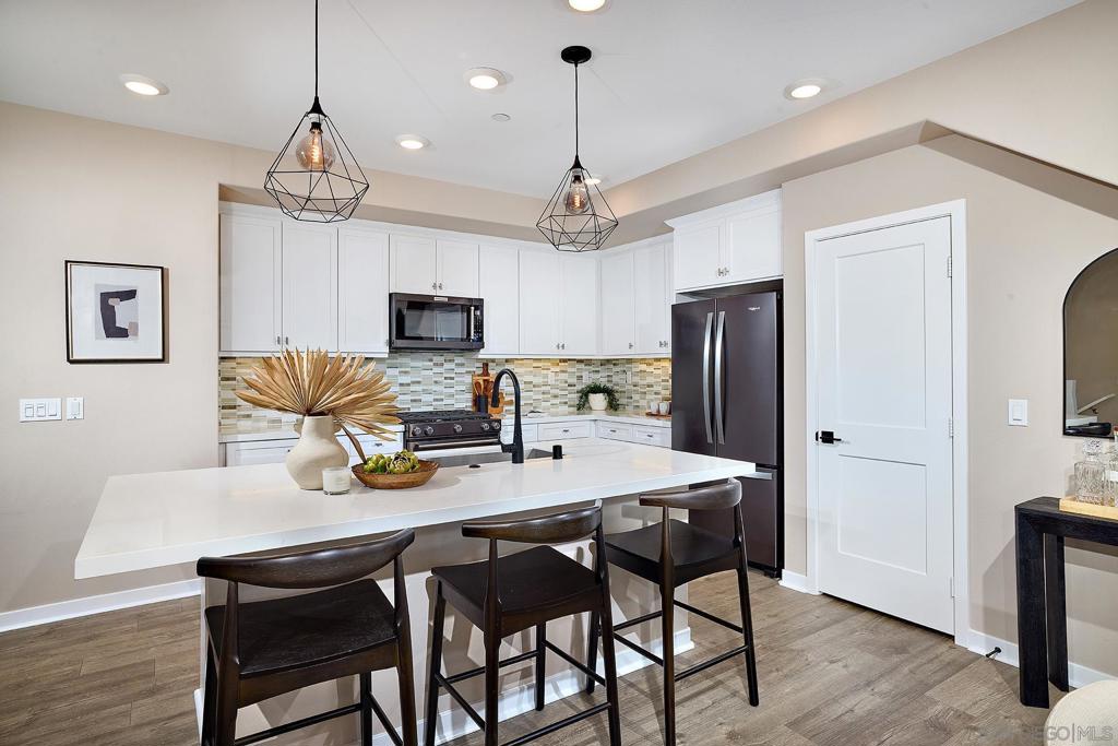 2921 Via Alta Pl Property Photo 6