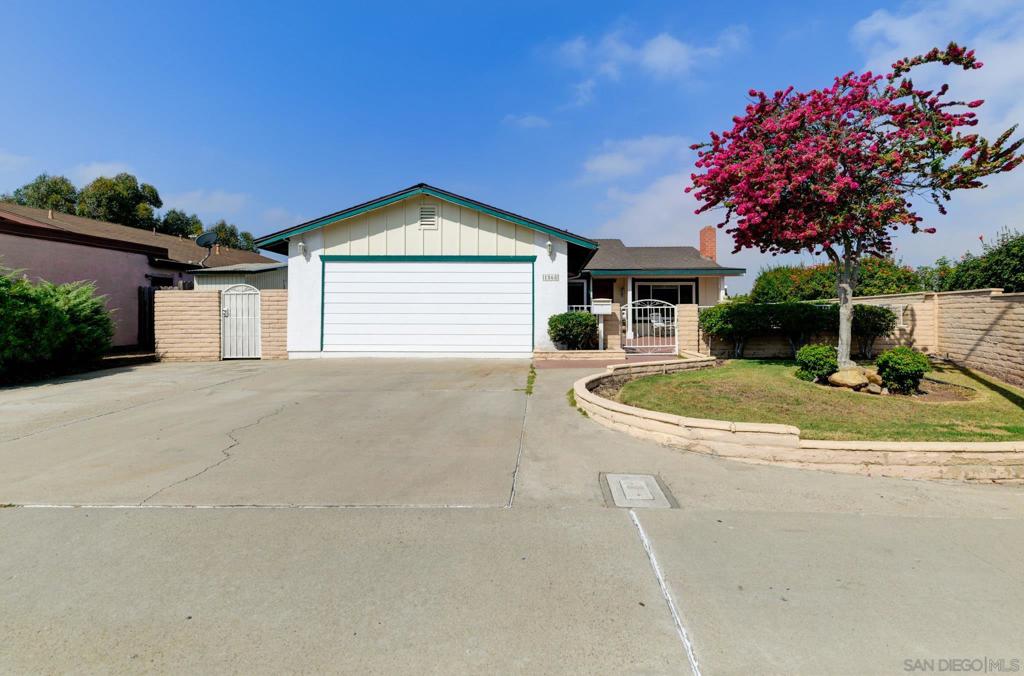 1568 Larkhaven Dr Property Photo 1
