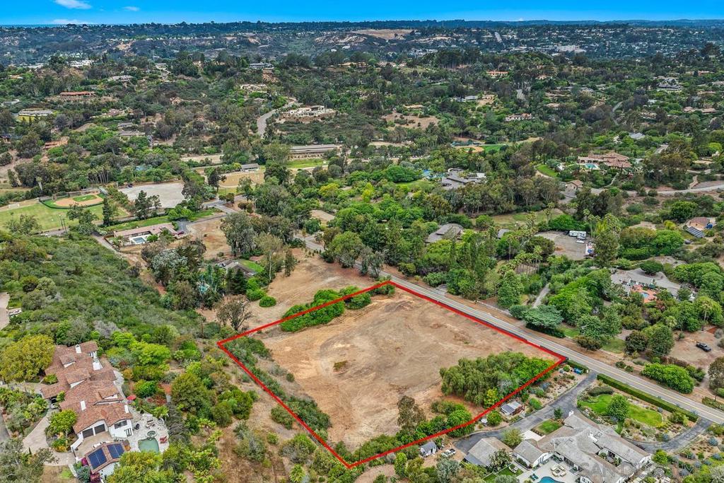4919 El Secreto Property Photo 11