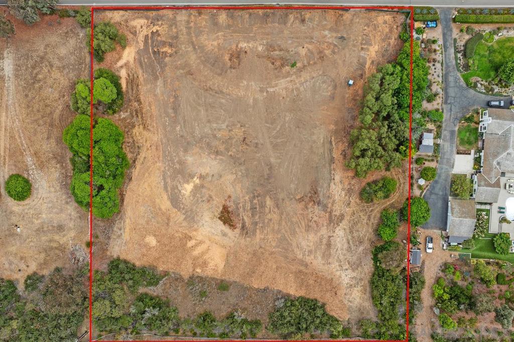 4919 El Secreto Property Photo 12