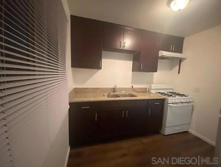 9208 Harness Street Property Photo 12