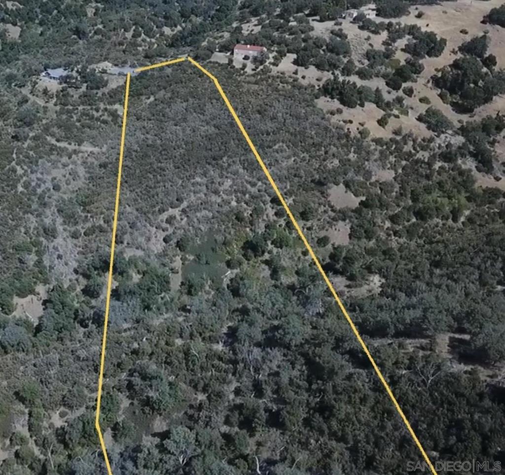 3885 Eagle Ridge Property Photo 2