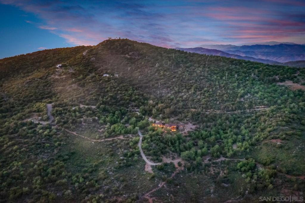 35750 Mountain Circle Drive Property Photo 4