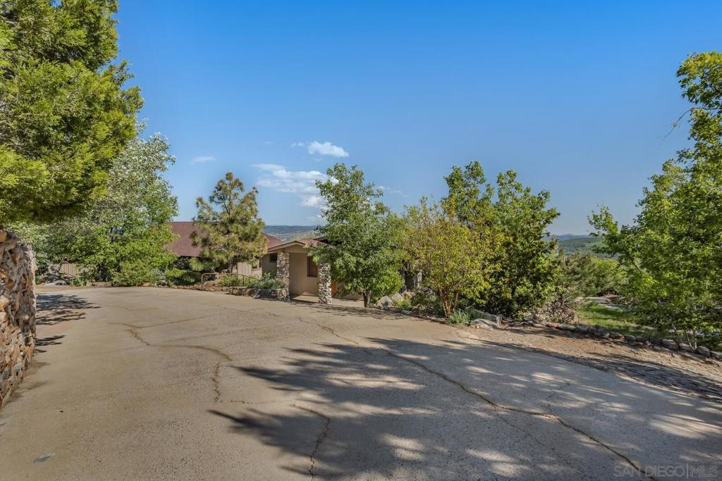 35750 Mountain Circle Drive Property Photo 6