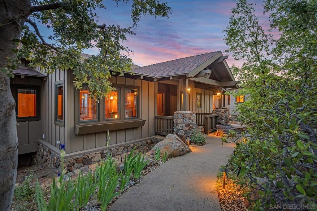 35750 Mountain Circle Drive Property Photo 7