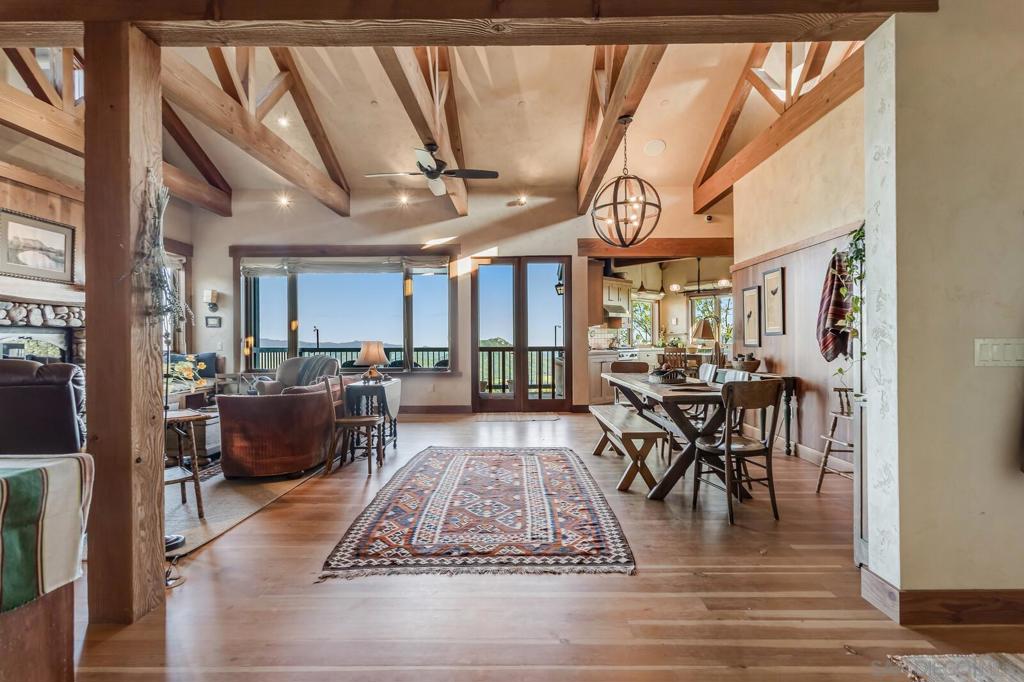 35750 Mountain Circle Drive Property Photo 9