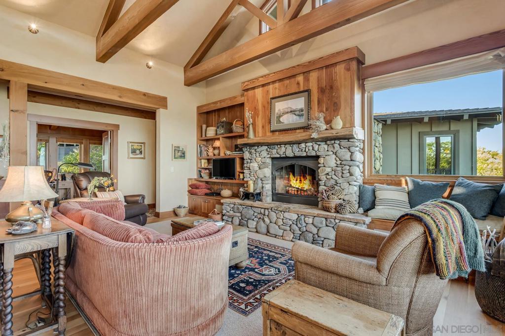 35750 Mountain Circle Drive Property Photo 13