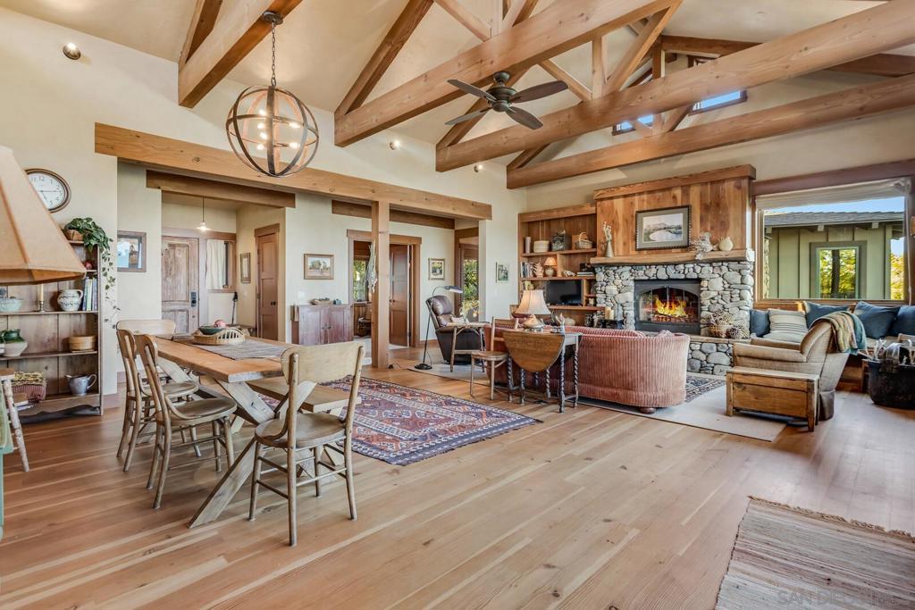 35750 Mountain Circle Drive Property Photo 15