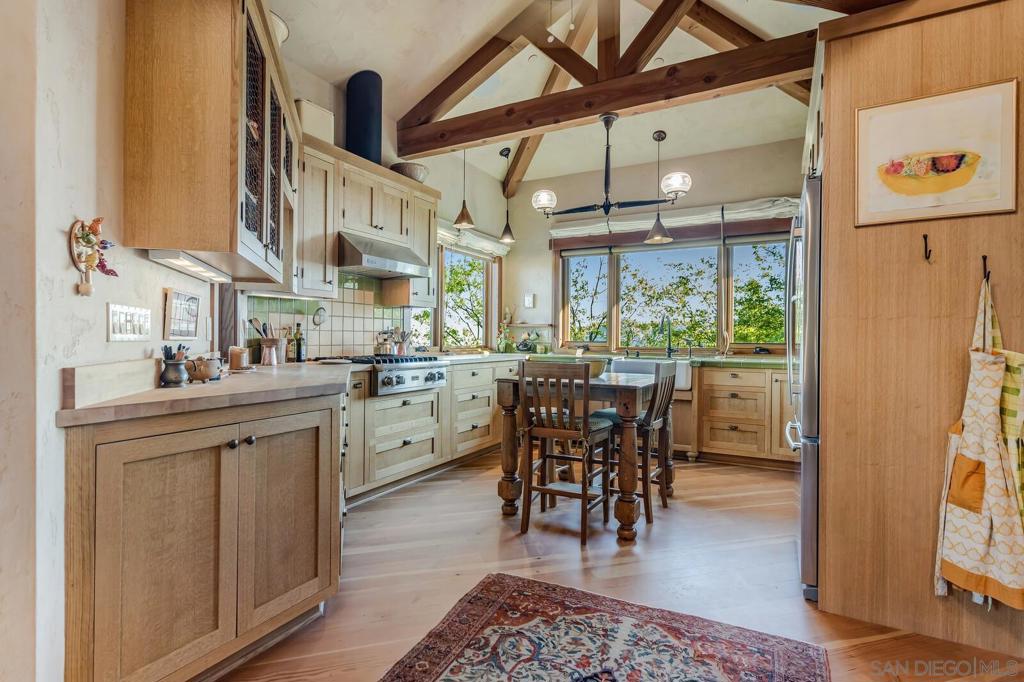 35750 Mountain Circle Drive Property Photo 16