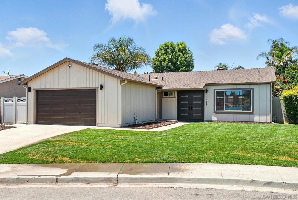 1285 Waxwing Ln Property Photo 1