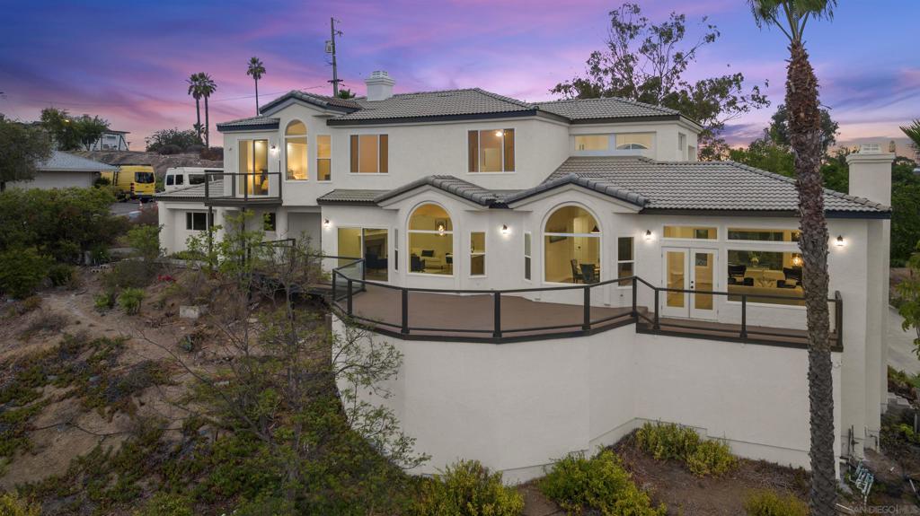 1522 Maxwell Lane Property Photo 1