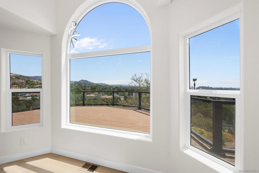 1522 Maxwell Lane Property Photo 18