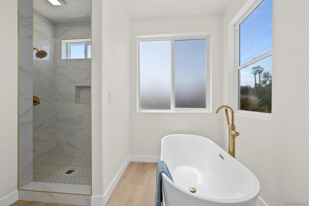 1522 Maxwell Lane Property Photo 22