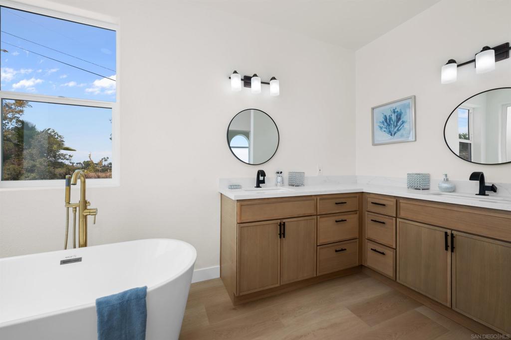 1522 Maxwell Lane Property Photo 23