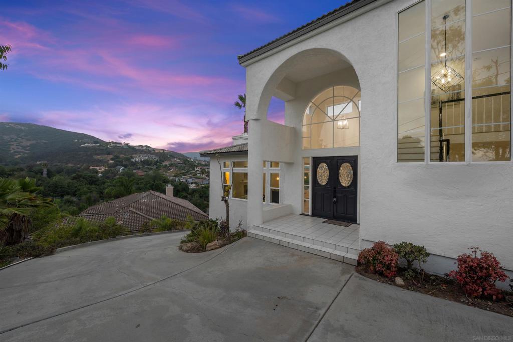 1522 Maxwell Lane Property Photo 24