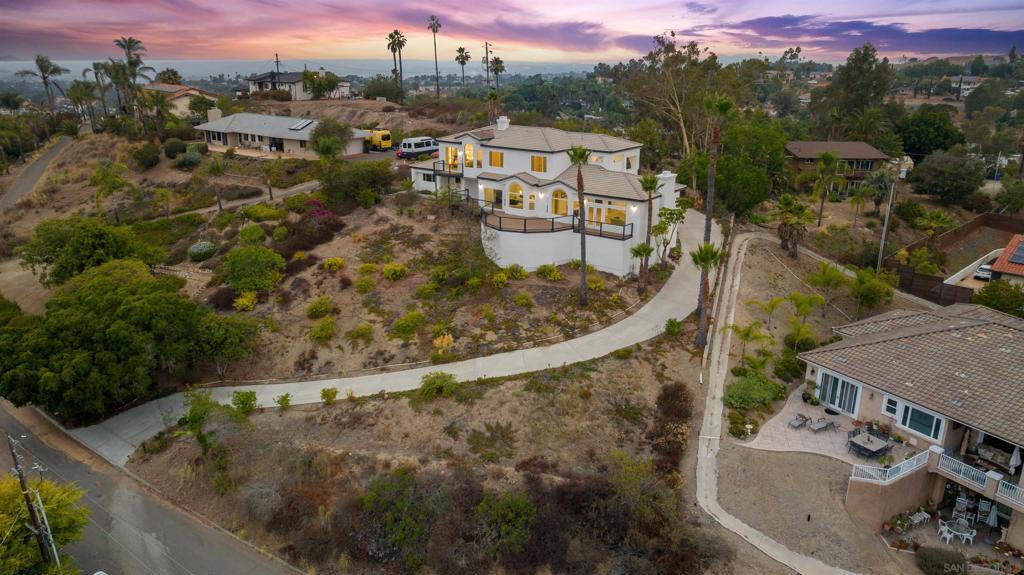 1522 Maxwell Lane Property Photo 29