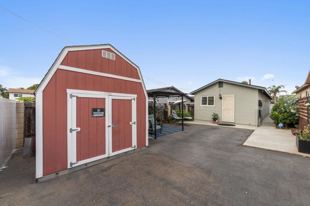 1150 14th St Property Photo 3