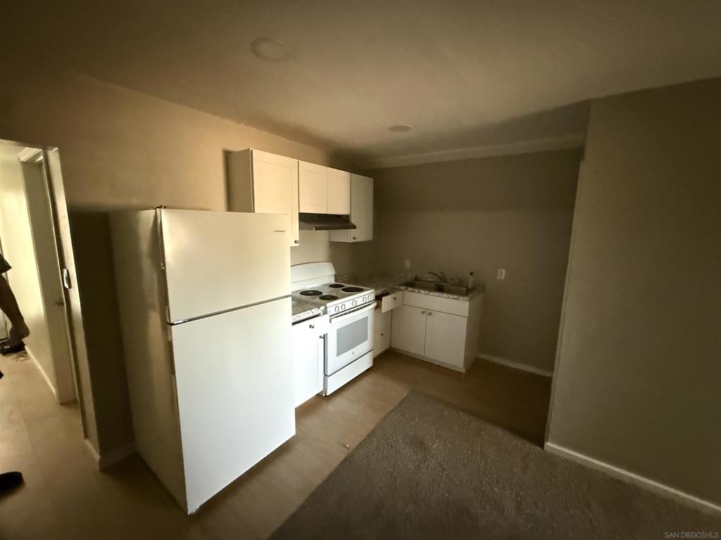 1431 Tierra Del Sol Rd Property Photo 6