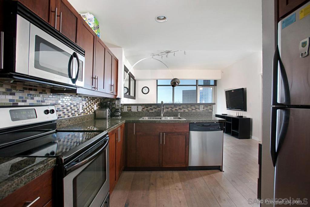 206 Park Blvd 707 Property Photo 6