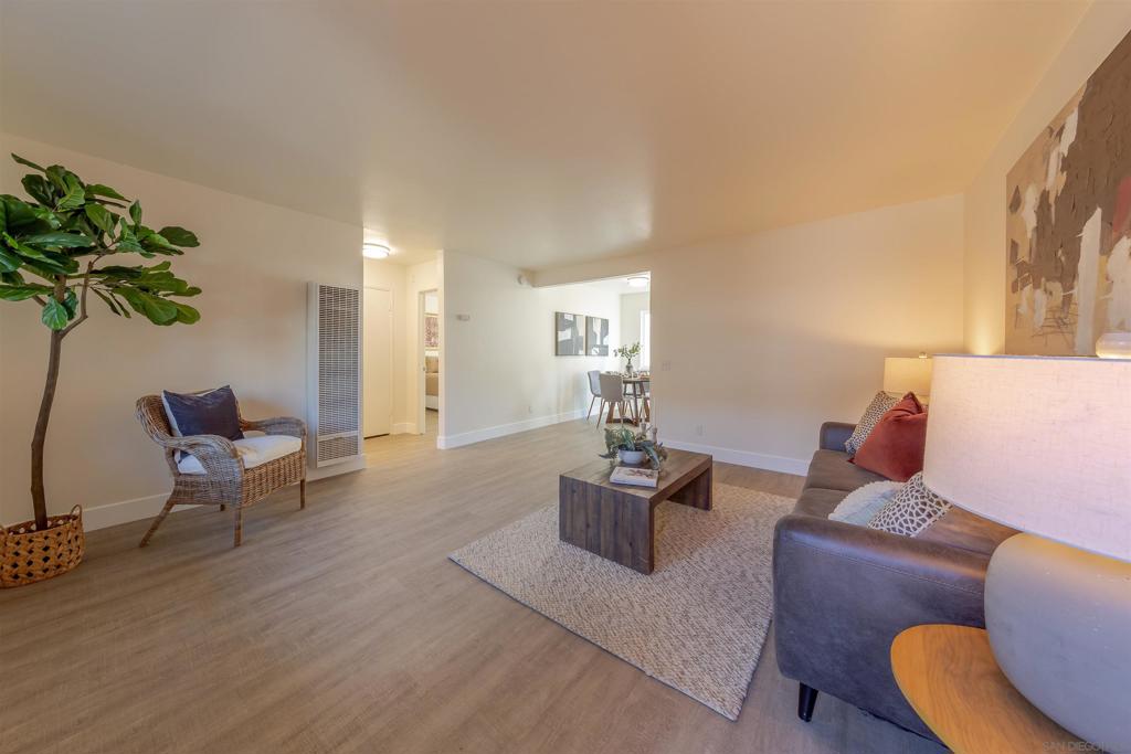 628 W California Ave Property Photo 19