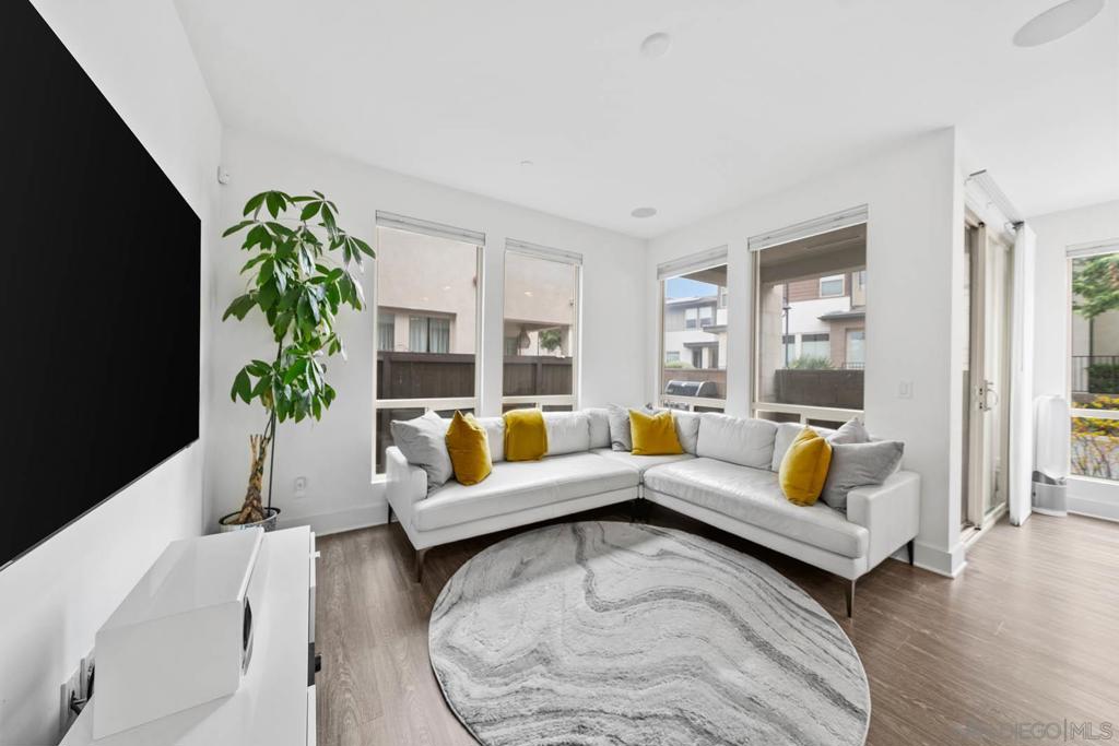 2335 Aperture Circle Property Photo 1