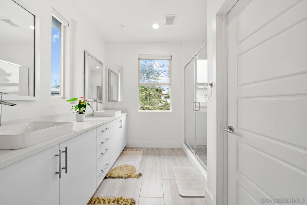 2335 Aperture Circle Property Photo 21